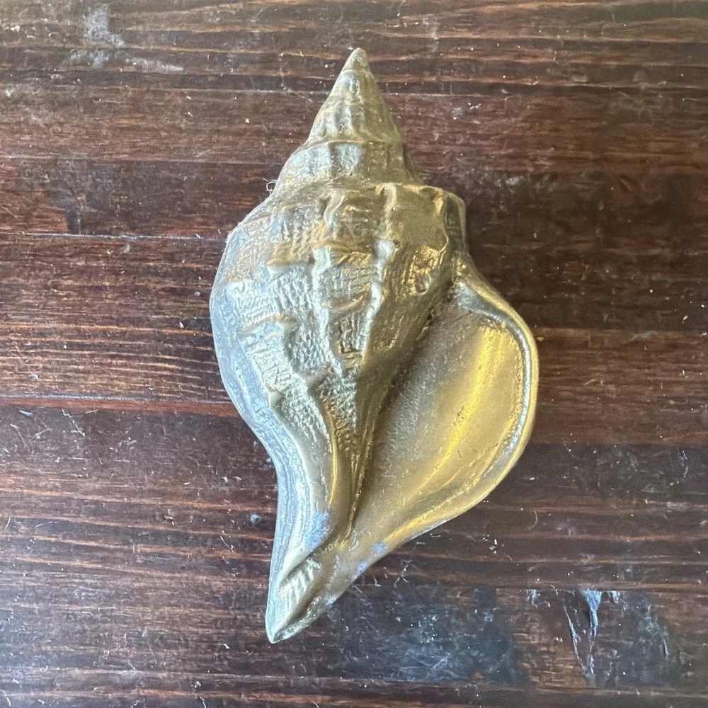 Paperweight Copper Seashell 6.9oz Sea Shell Art Piece Figure 63% Copper 34% Zinc